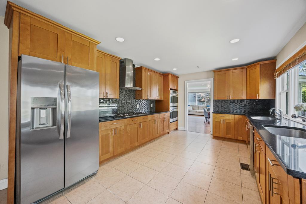564 Rica Lane, Woodmere, Florida image 21