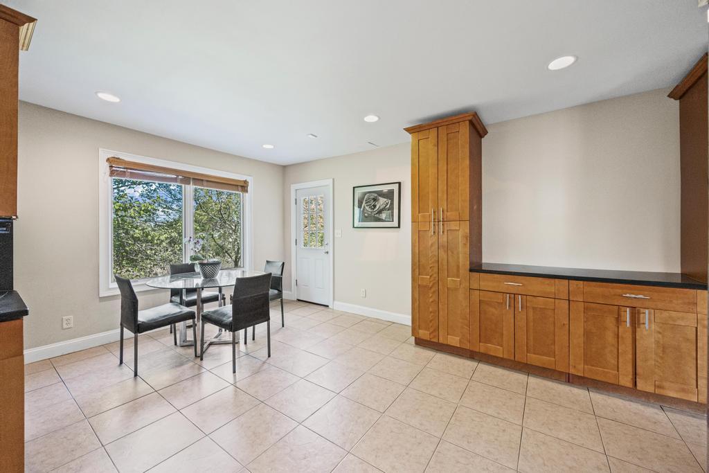 564 Rica Lane, Woodmere, Florida image 25