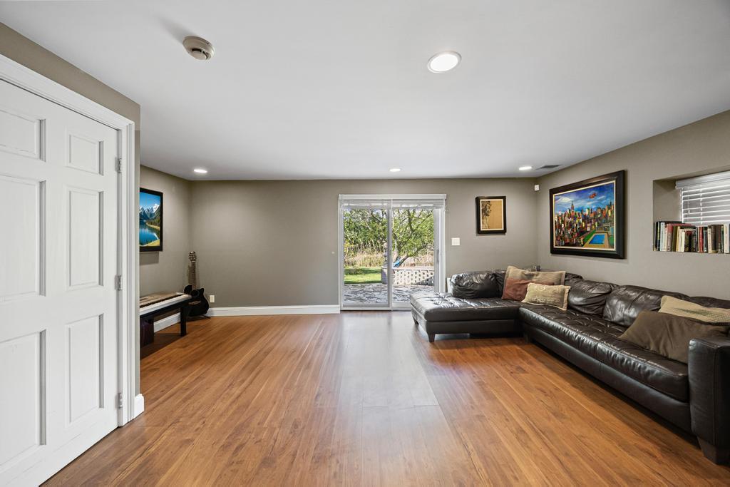 564 Rica Lane, Woodmere, Florida image 27