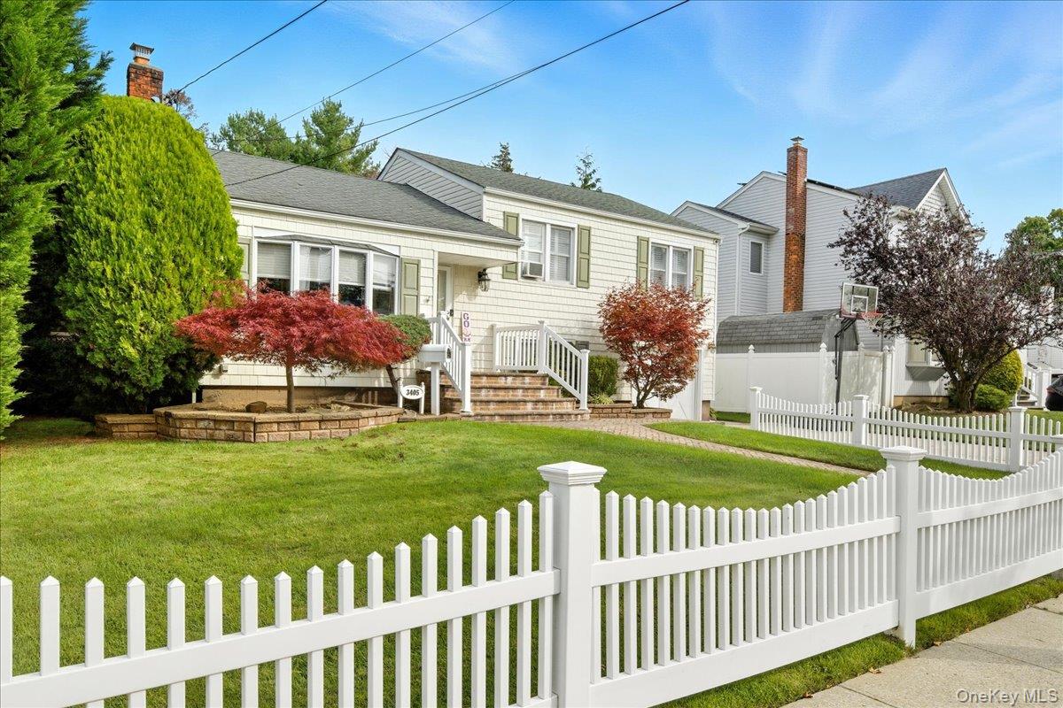 3405 Lufberry Avenue