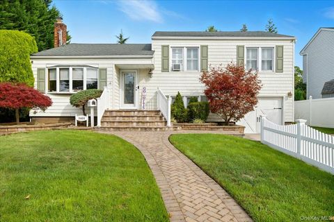 3405 Lufberry Avenue Wantagh NY 11793