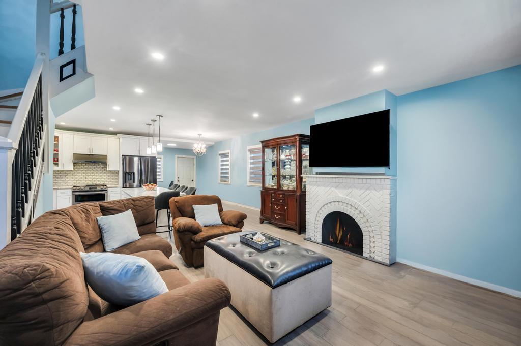 13411 102nd Avenue, Richmond Hill S., New York image 6