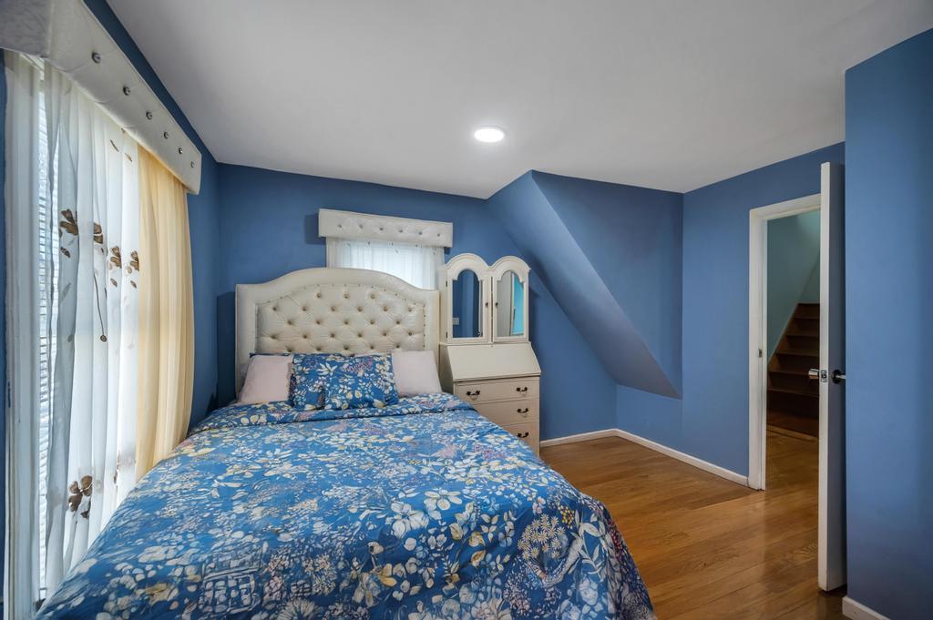 13411 102nd Avenue, Richmond Hill S., New York image 17