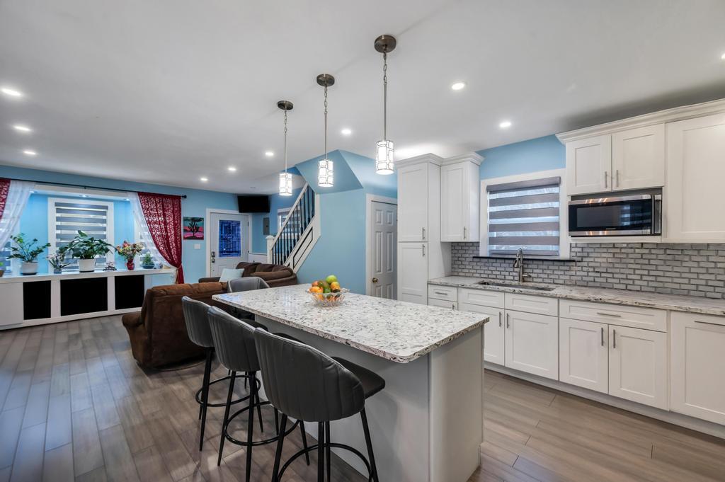 13411 102nd Avenue, Richmond Hill S., New York image 4