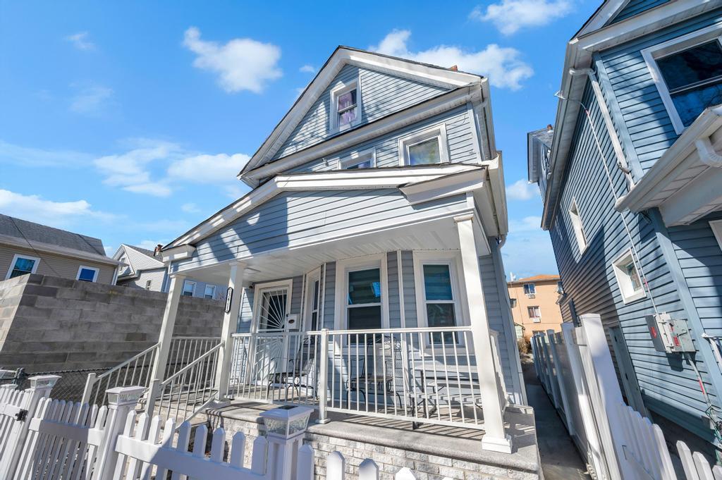 13411 102nd Avenue, Richmond Hill S., New York image 5