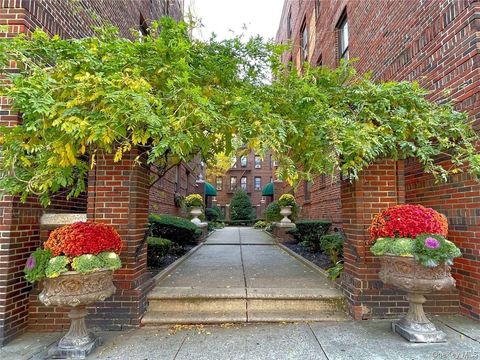 Apartment For Rent - 41-15 51 Street #A32<br/> Sunnyside, NY 11377