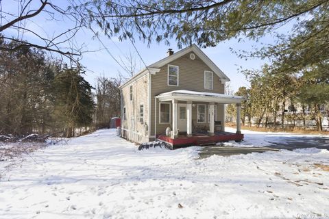 Homes For Sale - 85 Sunset Avenue<br/> Poughkeepsie, NY 12601