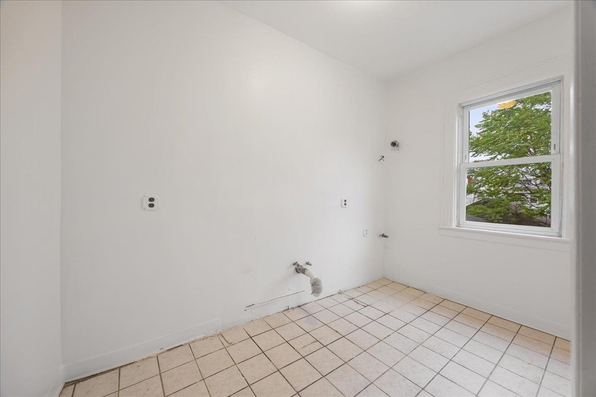 40-14 79th Street, Elmhurst, New York image 18