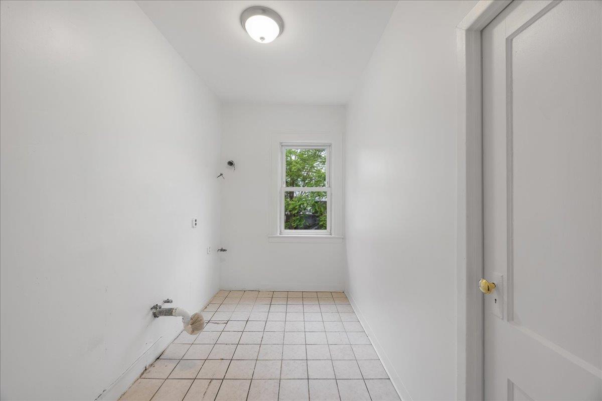 40-14 79th Street, Elmhurst, New York image 16