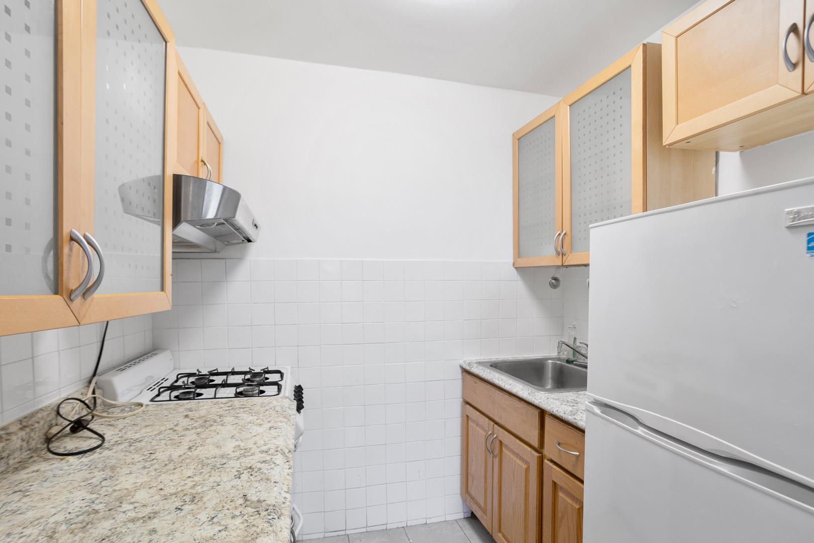 63-95 Austin Street #2C, Rego Park, New York image 5