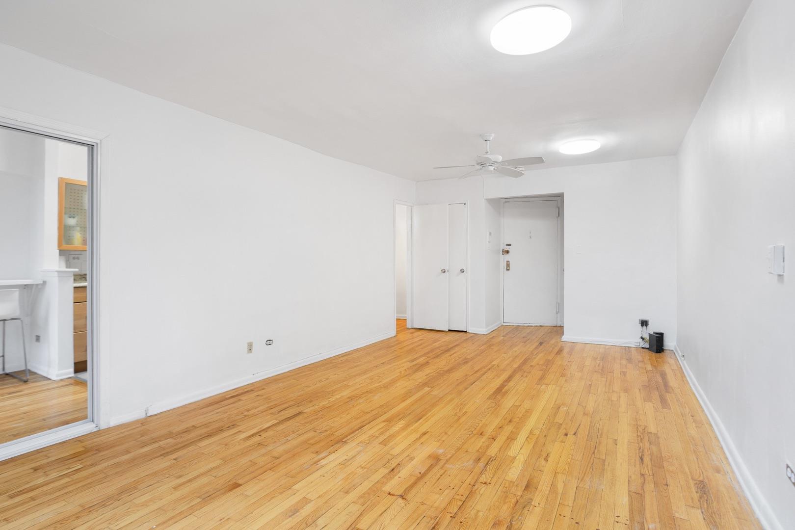 63-95 Austin Street #2C, Rego Park, New York image 3