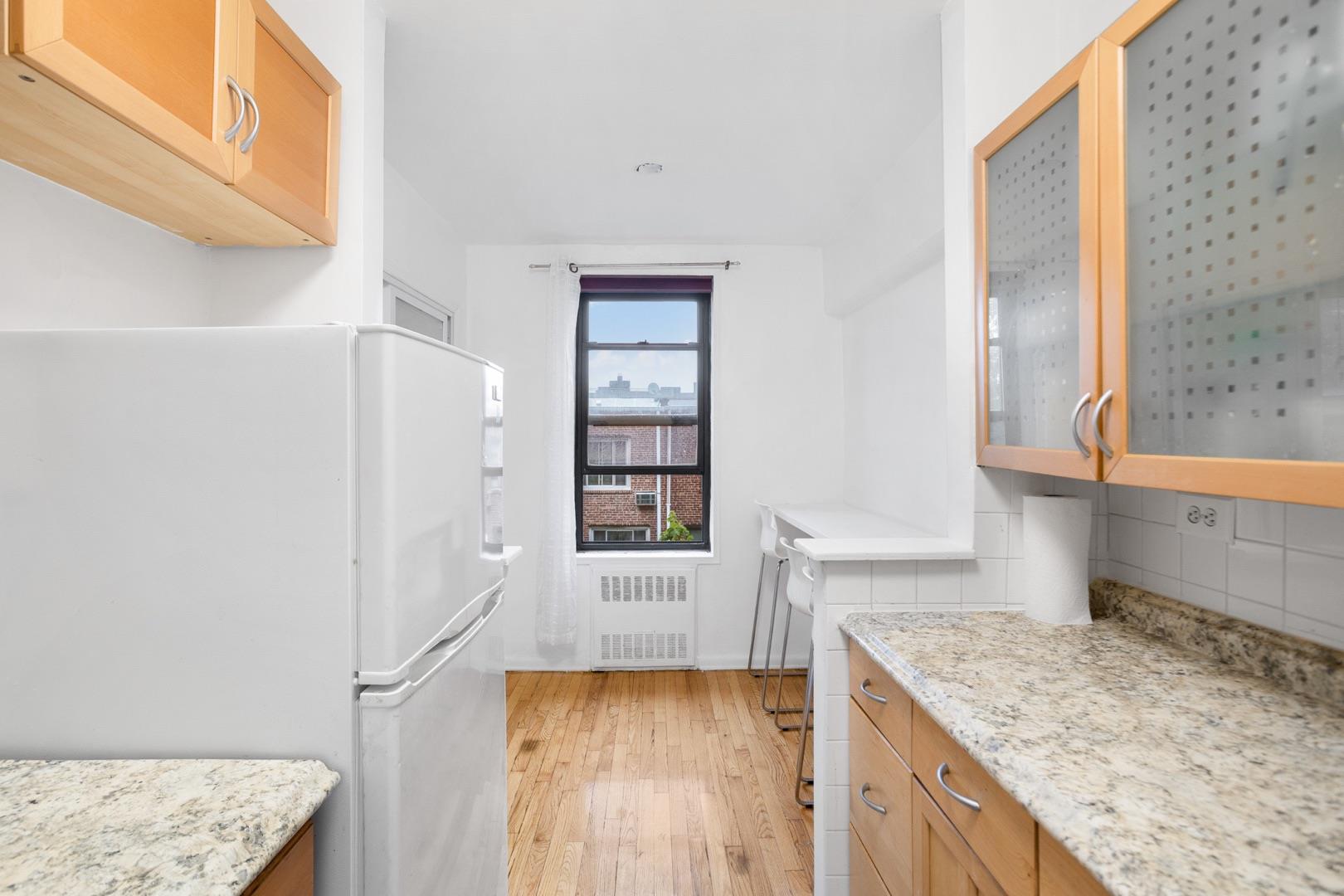 63-95 Austin Street #2C, Rego Park, New York image 4