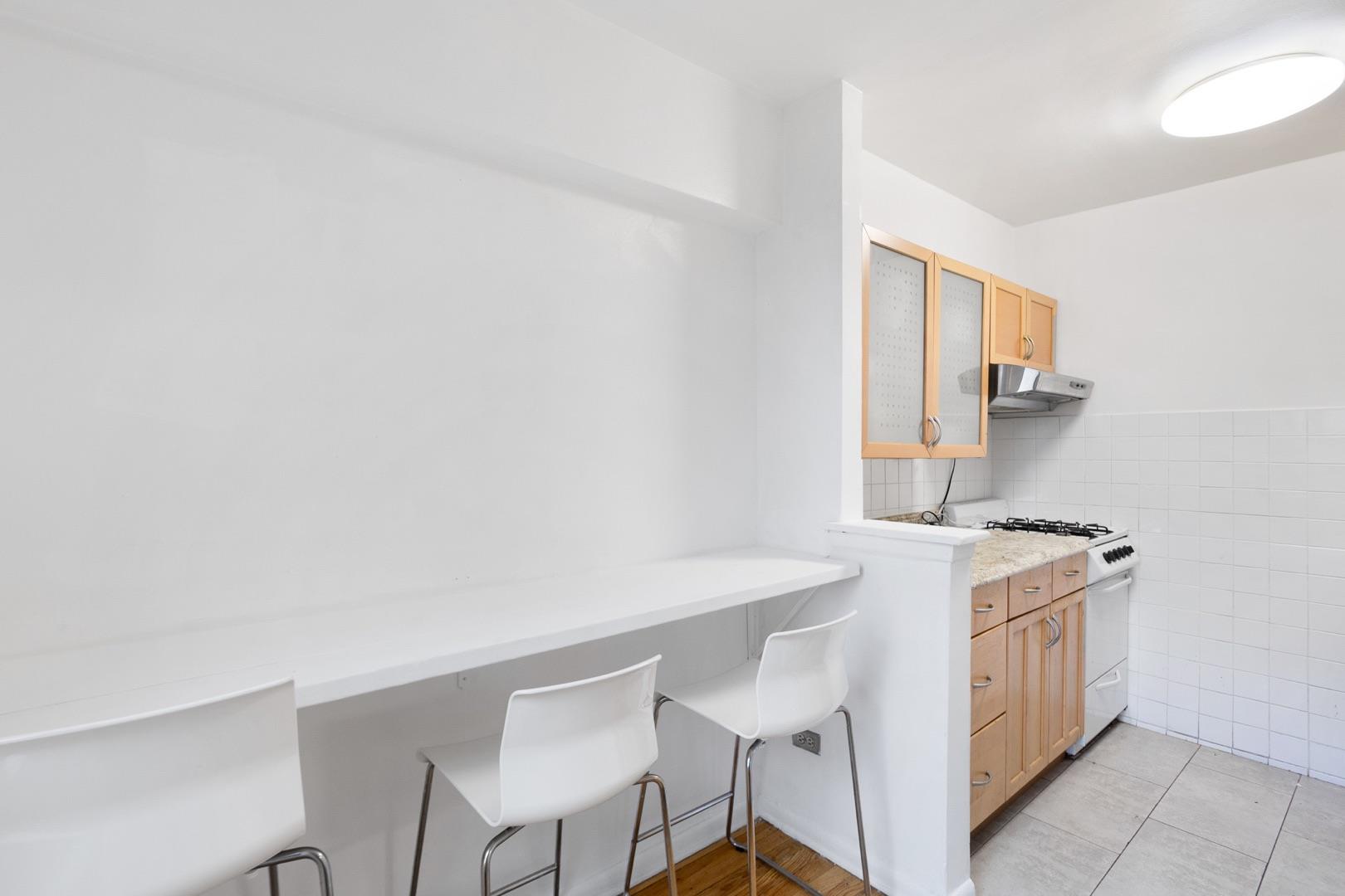 63-95 Austin Street #2C, Rego Park, New York image 6