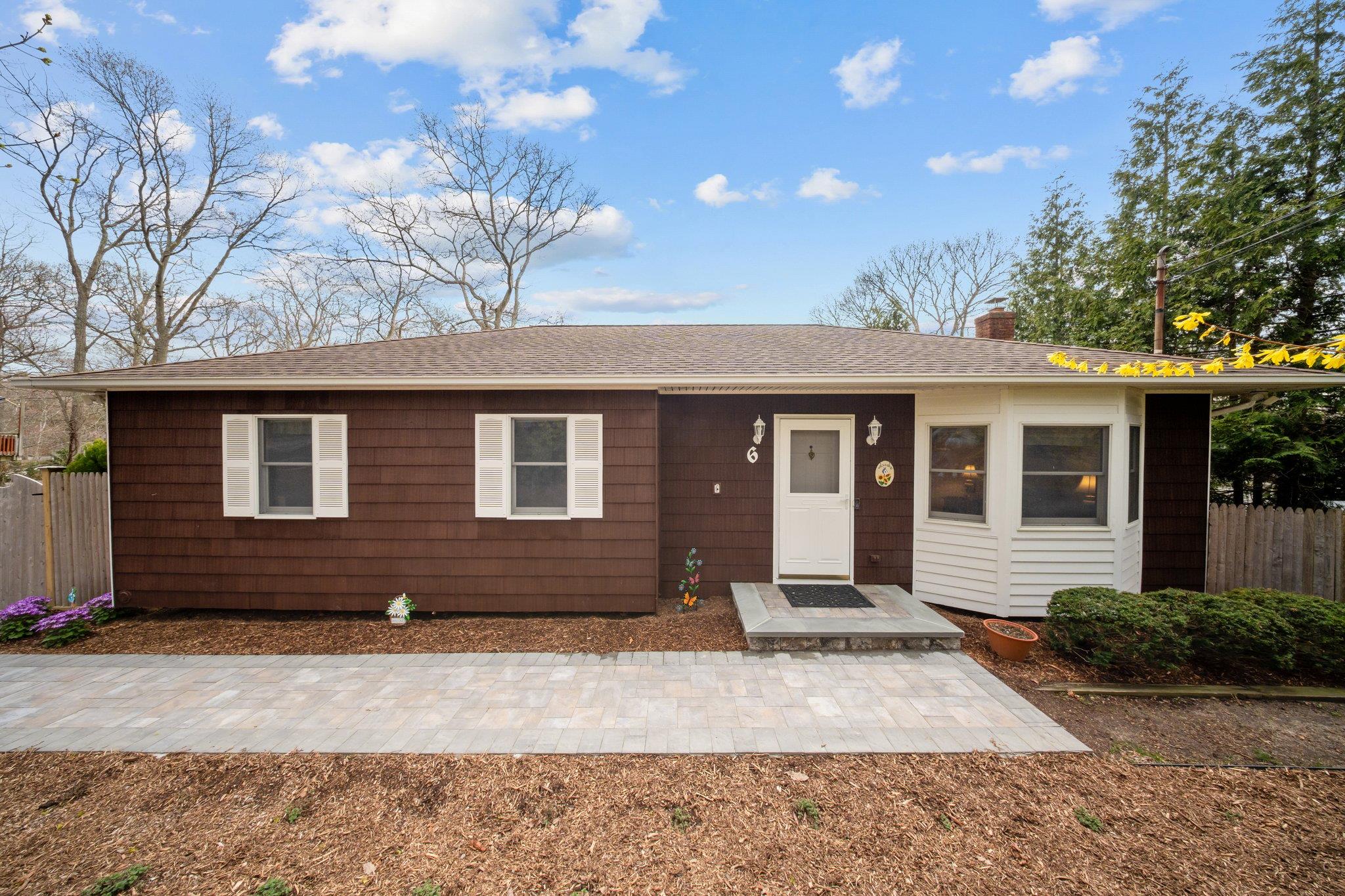 6 Park Drive, Rocky Point, New York image 1