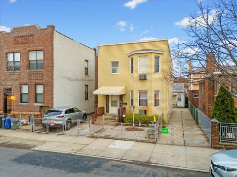 21-51 48th Street Astoria NY 11105