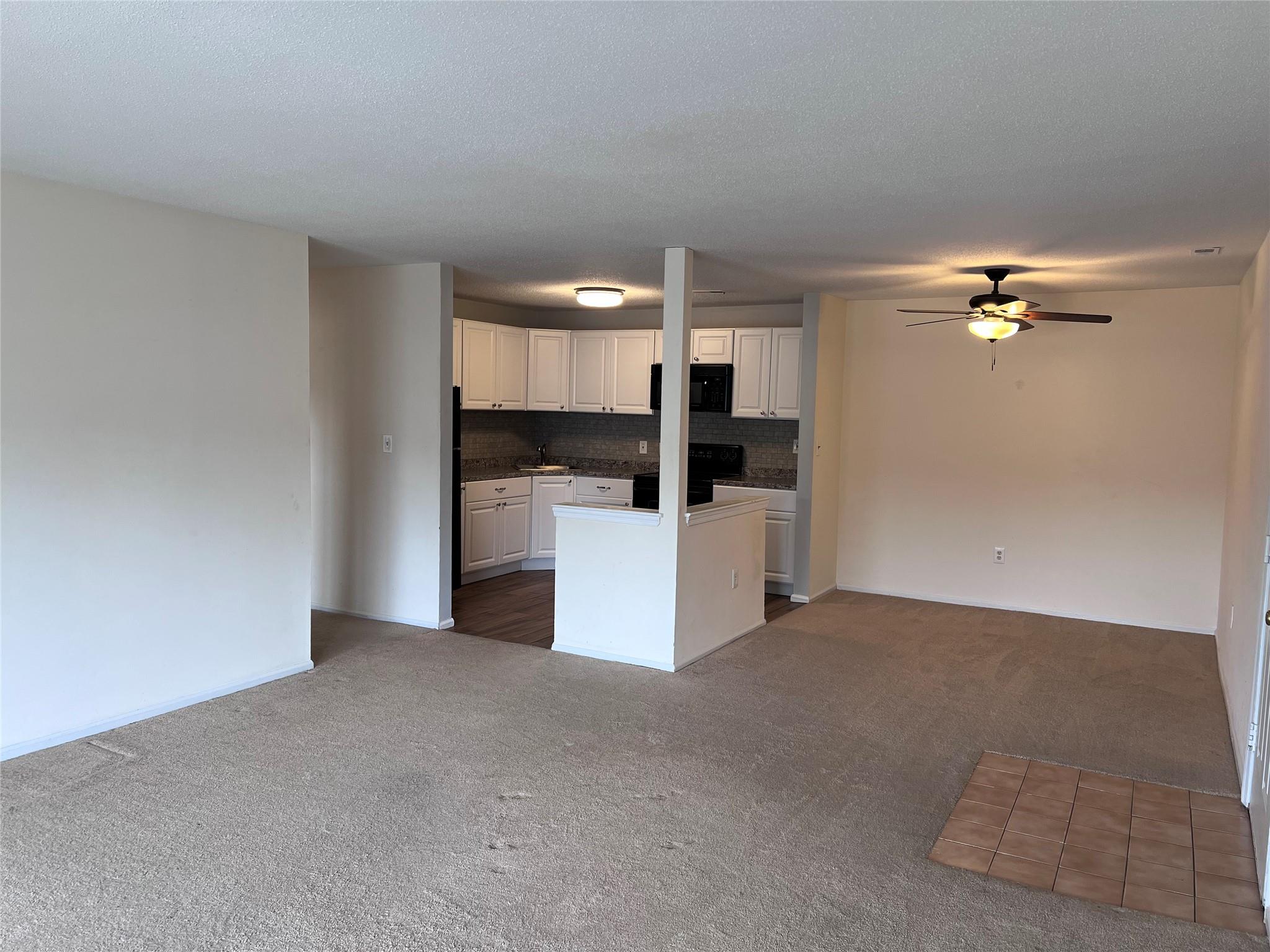 Rental Property at Brook Drive 25, Washingtonville, New York - Bedrooms: 1 
Bathrooms: 2 
Rooms: 8  - $2,100 MO.