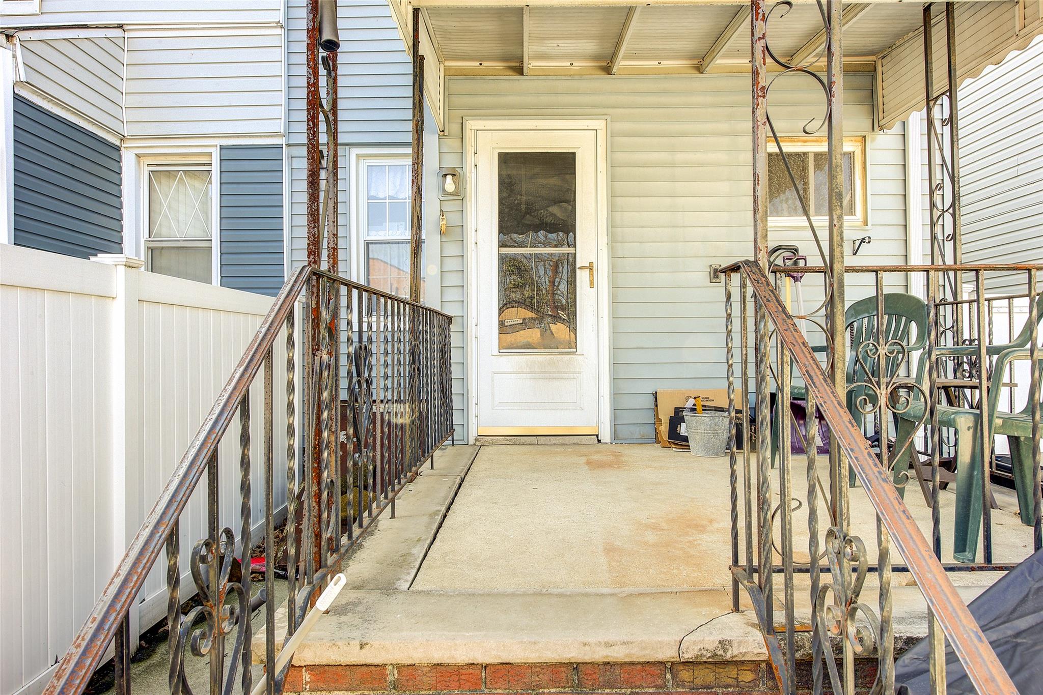 60-11 69 Street, Maspeth, New York image 38