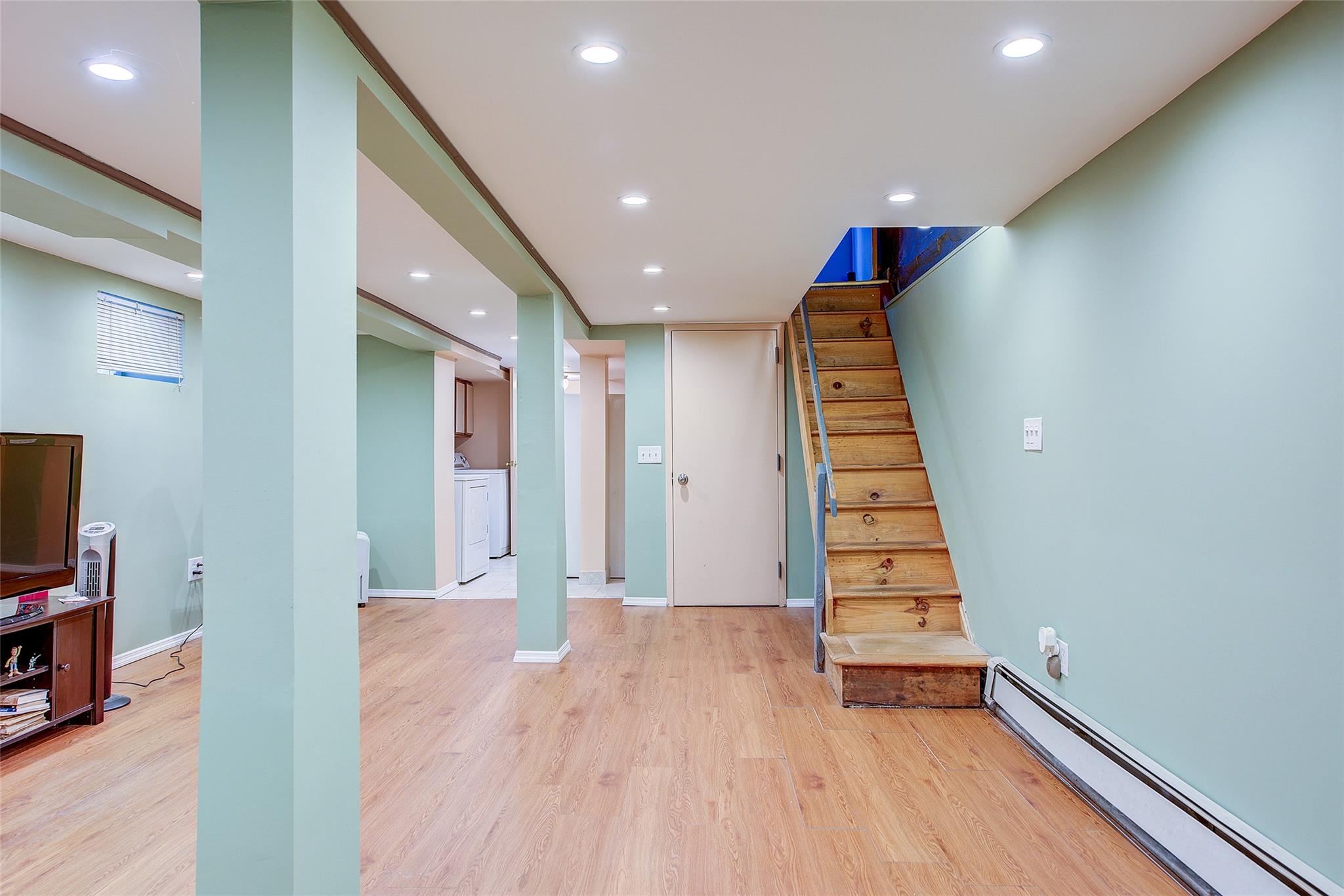 60-11 69 Street, Maspeth, New York image 30