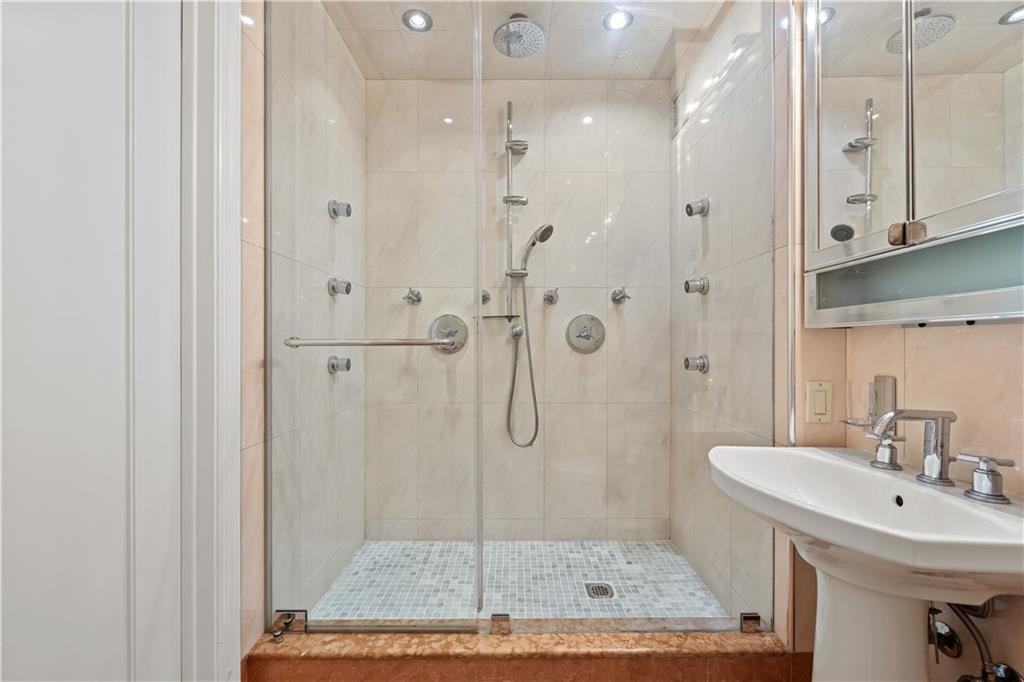 150 Oceana Drive #4B, Brooklyn, New York image 19