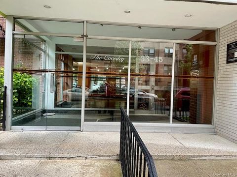 33-45 92 Street Unit 4K, Jackson Heights, NY 11372 - MLS#: 867483
