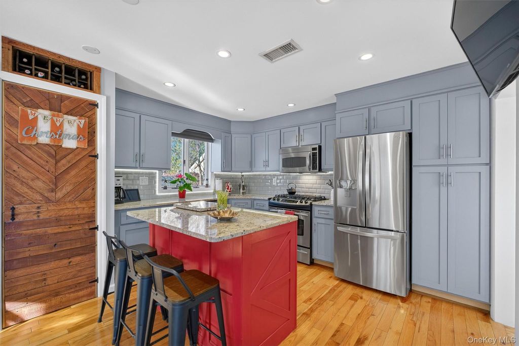 Photo of 57 Hamilton Drive, Carmel, NY 10512 (MLS # 939613)