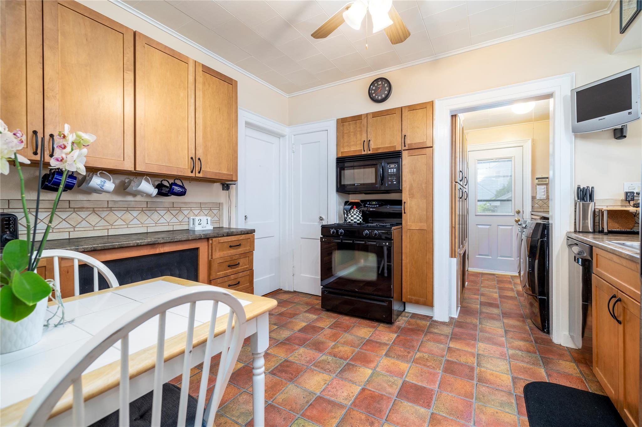 17 Denton Avenue, East Rockaway, New York image 11