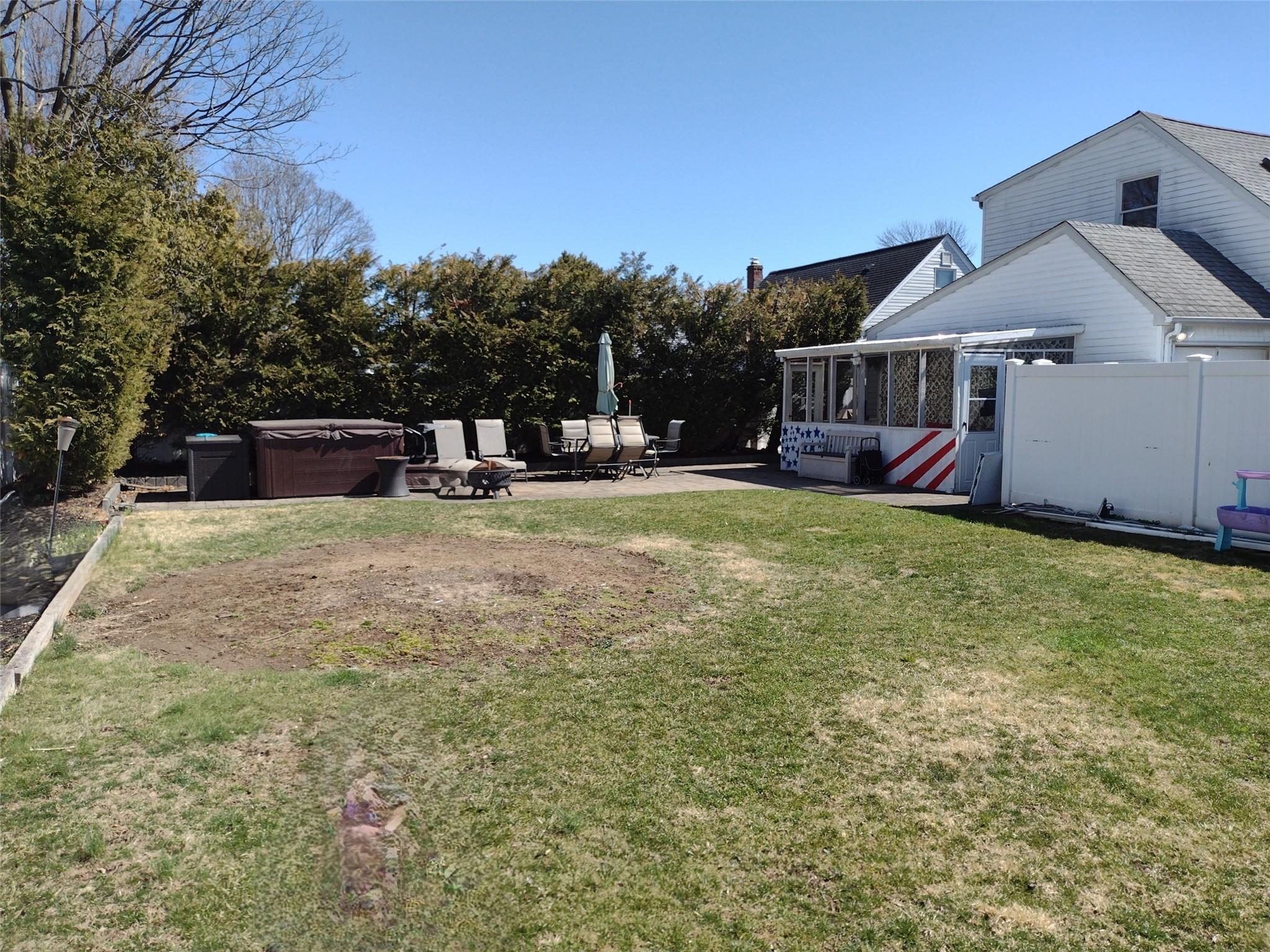 421 17th Street, West Babylon, New York image 7