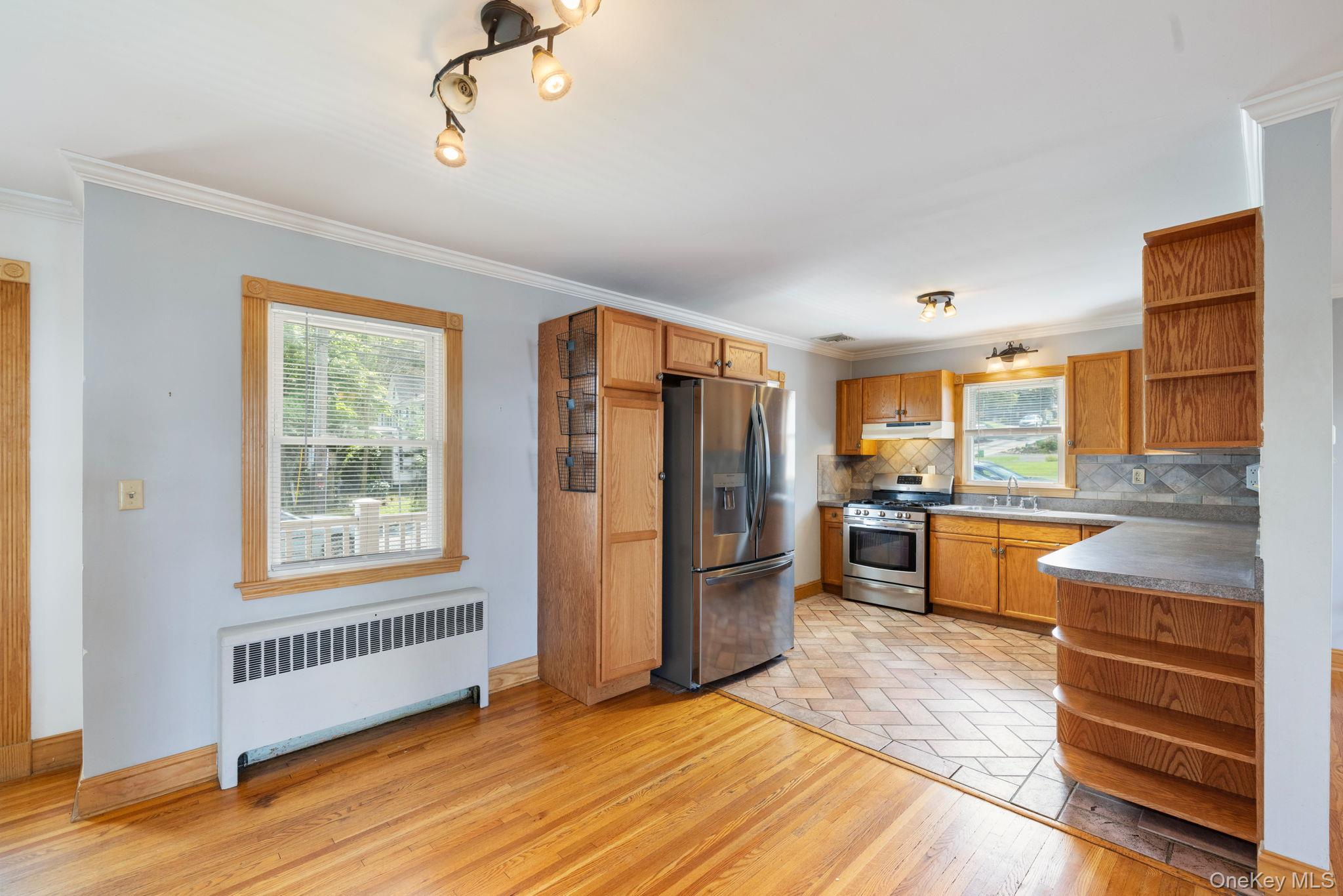 65 W Washington Avenue