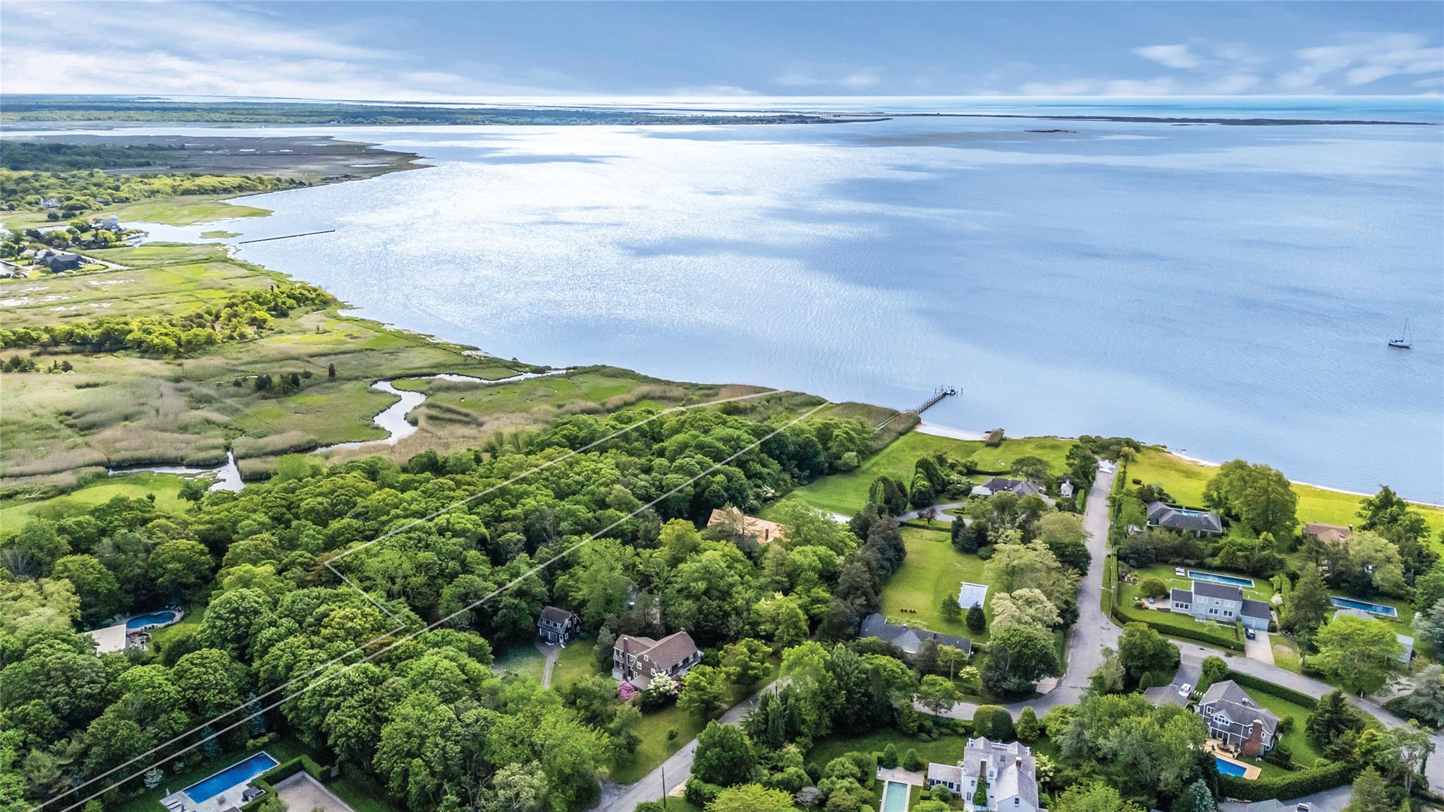 198 South Country Road, Bellport, New York image 17