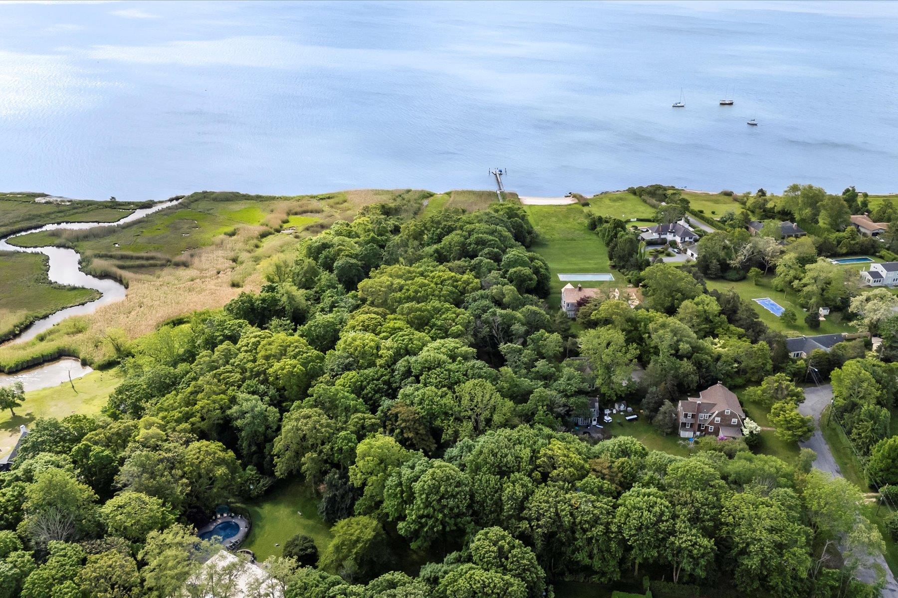 198 South Country Road, Bellport, New York image 14