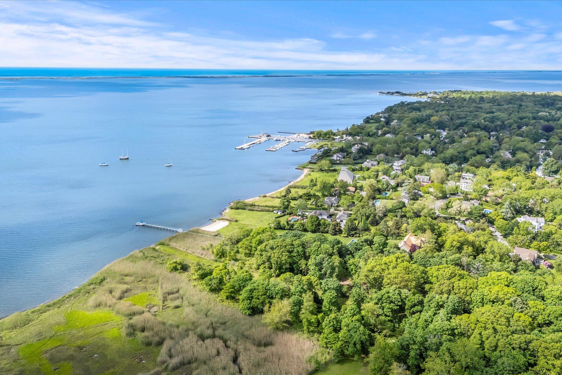 198 South Country Road, Bellport, New York image 7