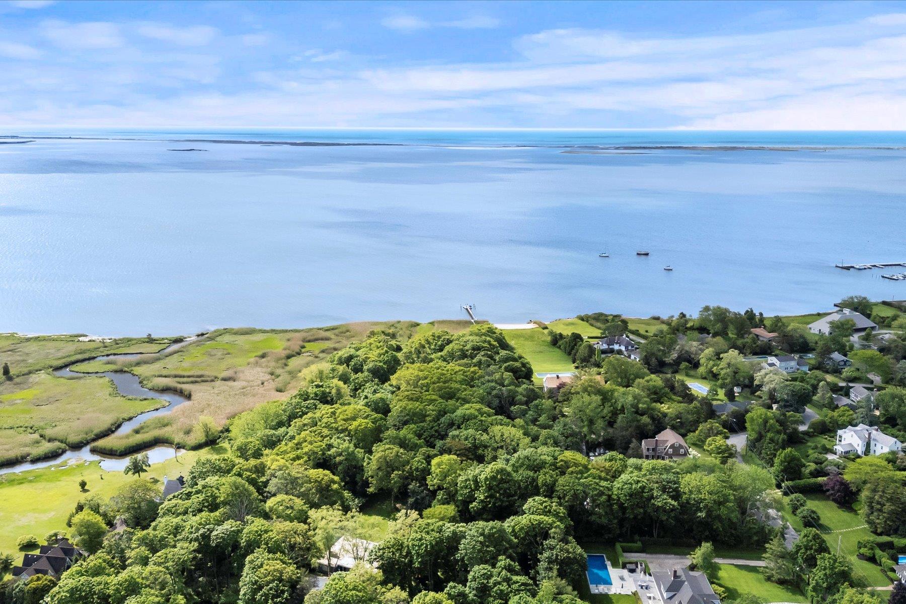 198 South Country Road, Bellport, New York image 9