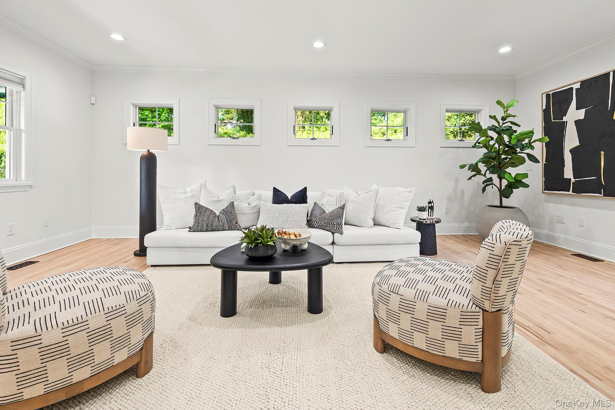 2022 Van Cortlandt Circle