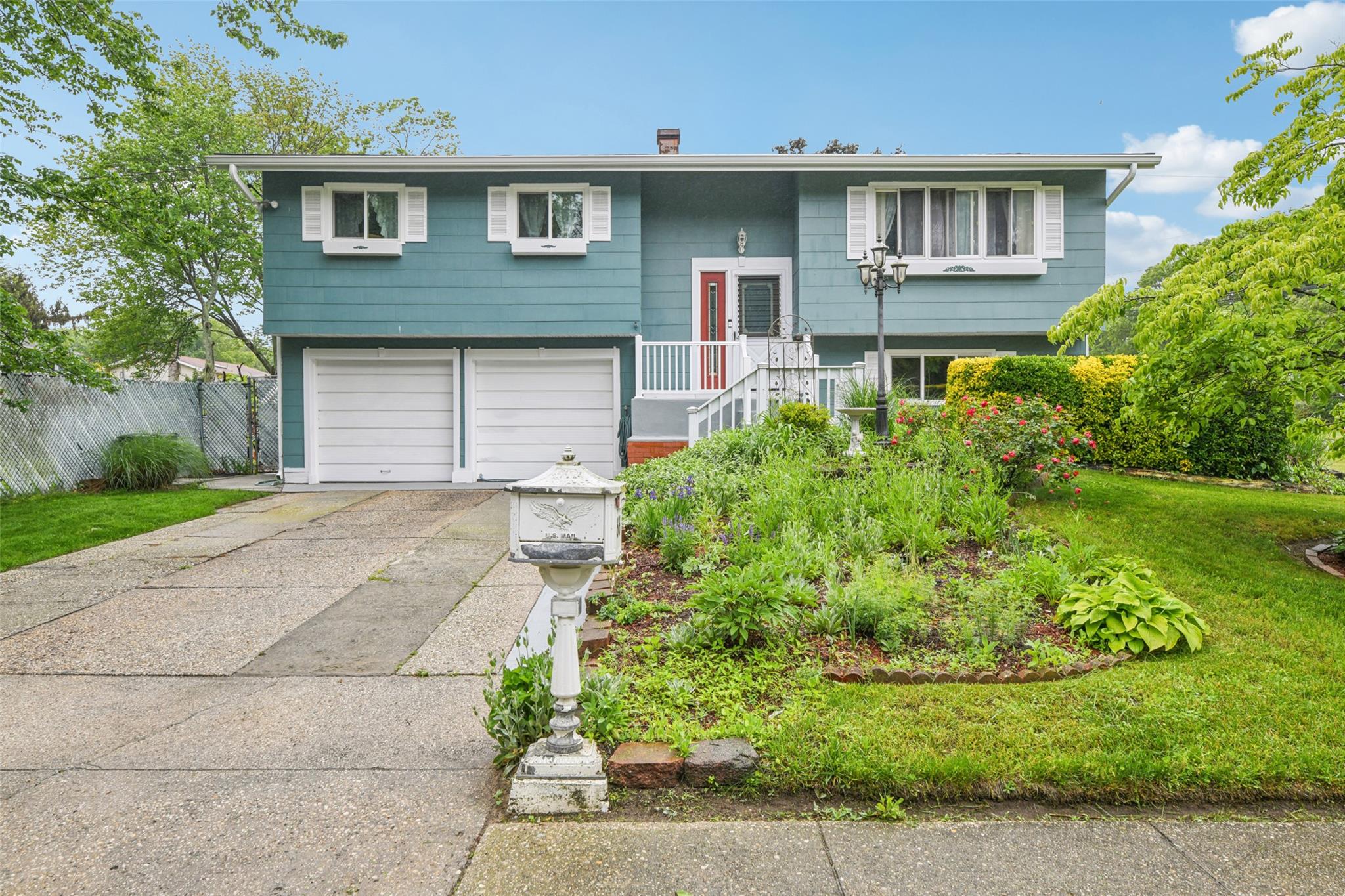 66 Radcliff Drive, Brentwood, New York image 1