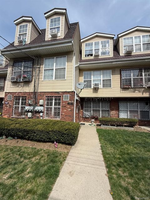 Photo of 108-23 160th Street #23B, Jamaica, NY 11433 (MLS # 986677)