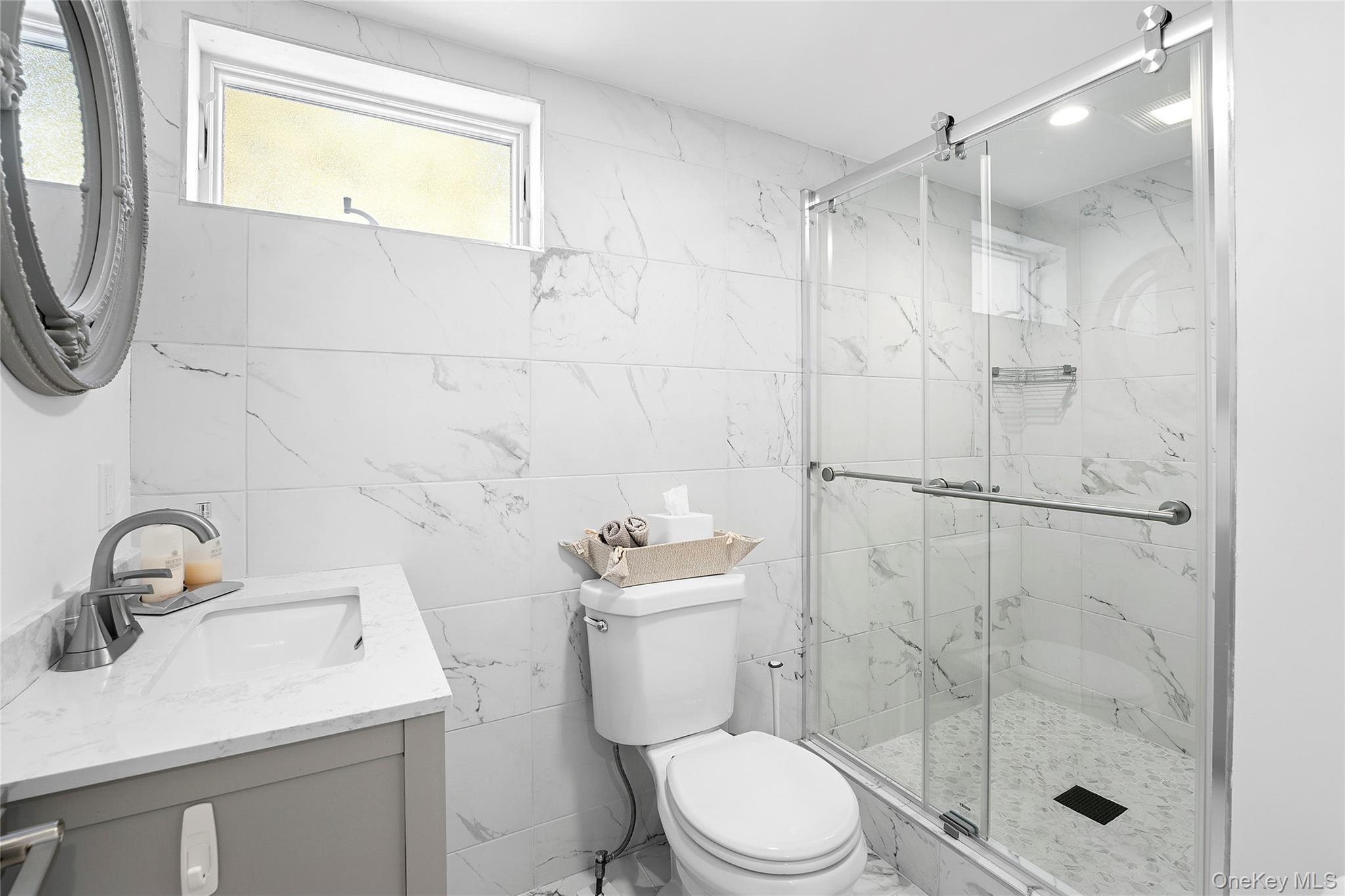 11 Huckleberry Lane E