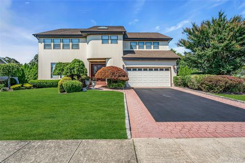 31 Daffodil Drive Farmingdale NY 11735