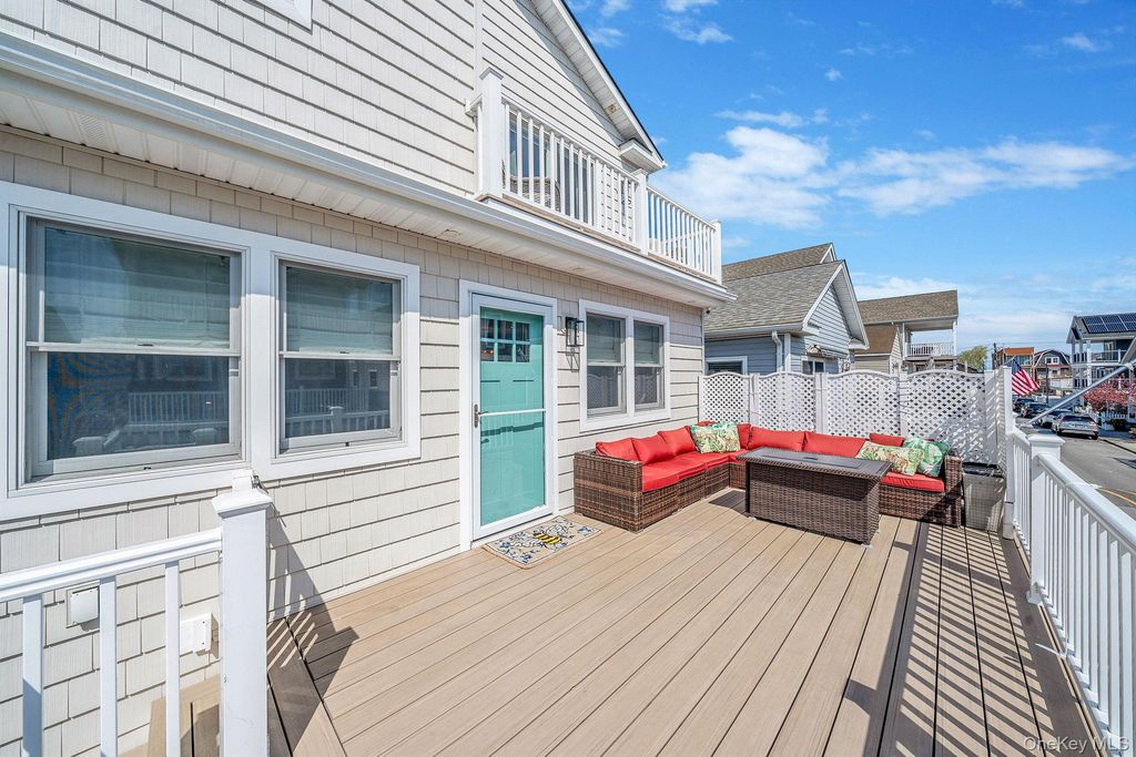 Photo of 83 California Street, Long Beach, NY 11561 (MLS # 995022)