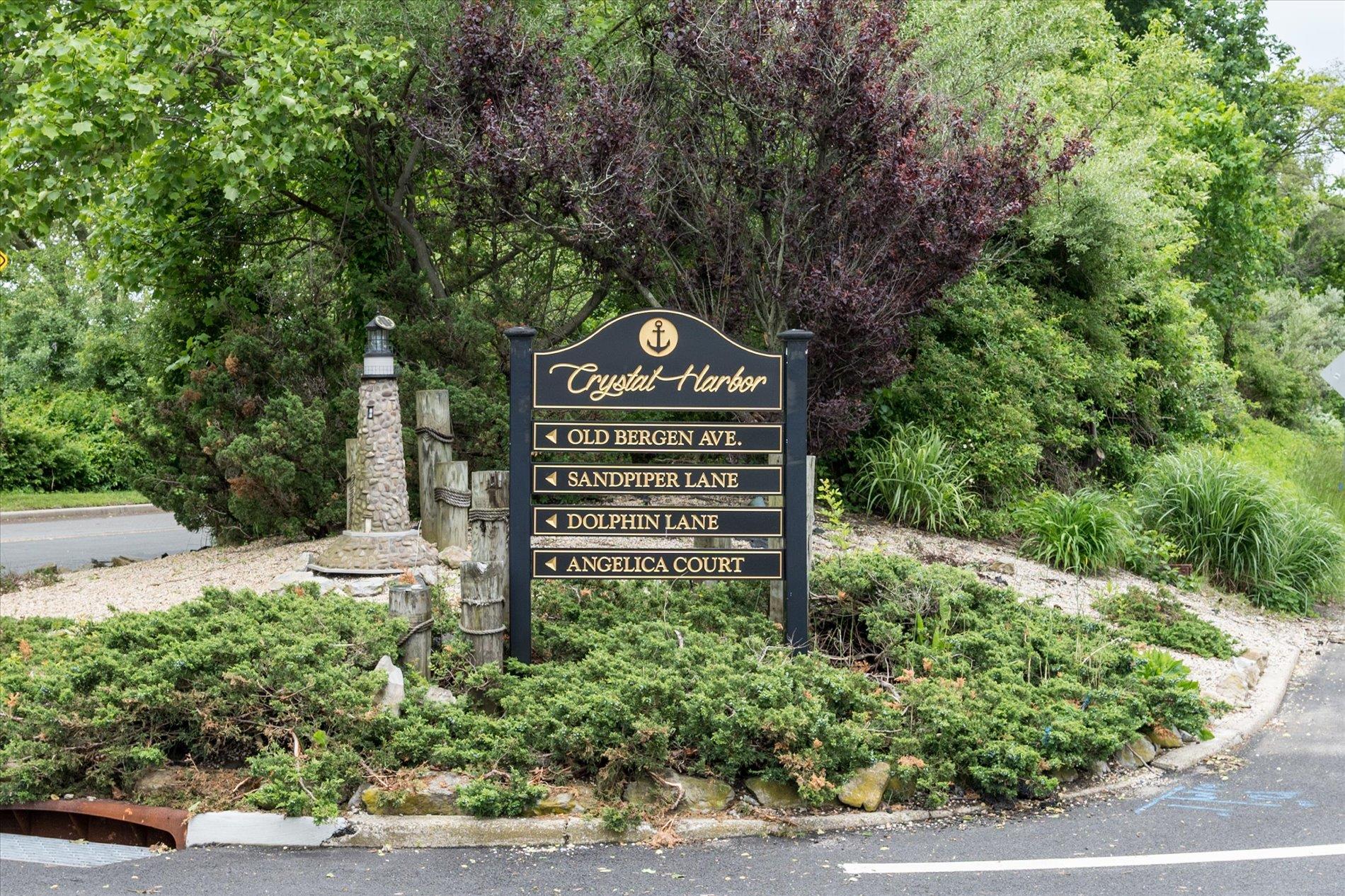1 Angelica Court, West Babylon, New York image 27