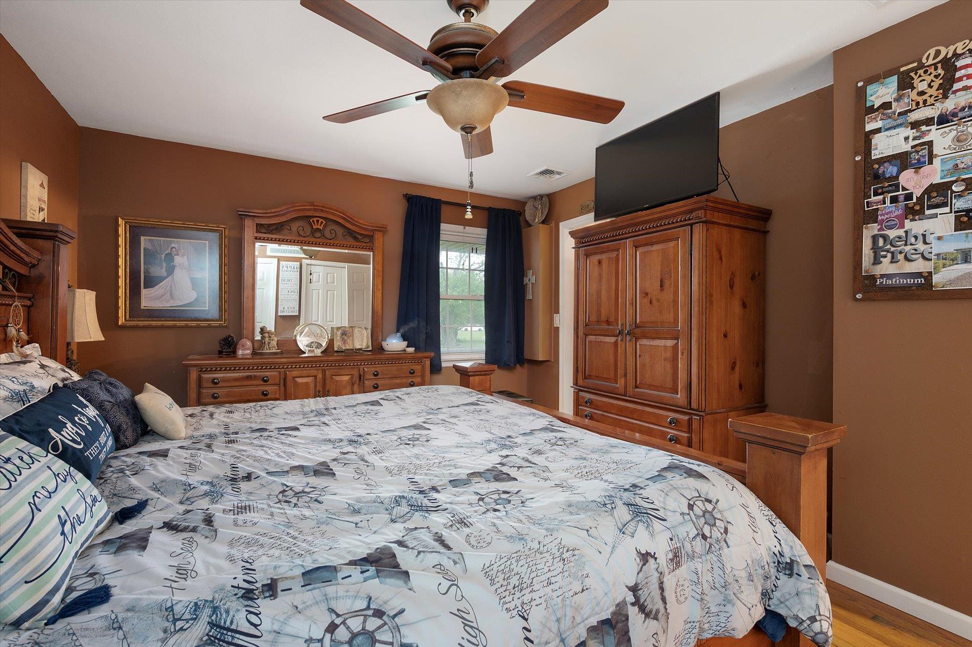 1 Angelica Court, West Babylon, New York image 16