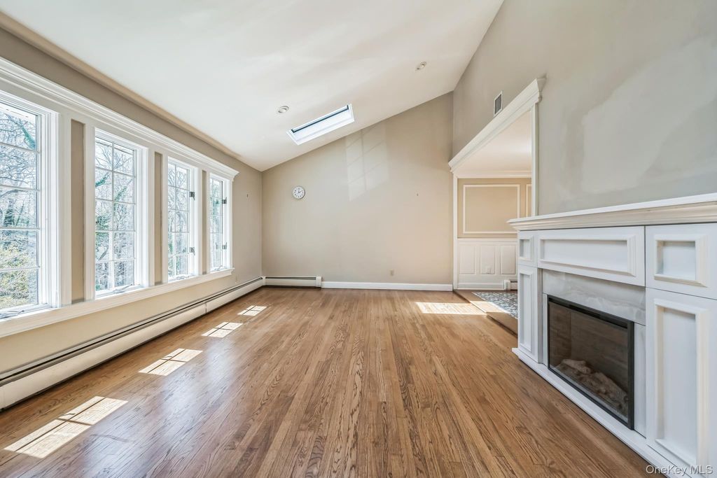 Photo of 3 Glen Way, Cold Spring Harbor, NY 11724 (MLS # 976192)