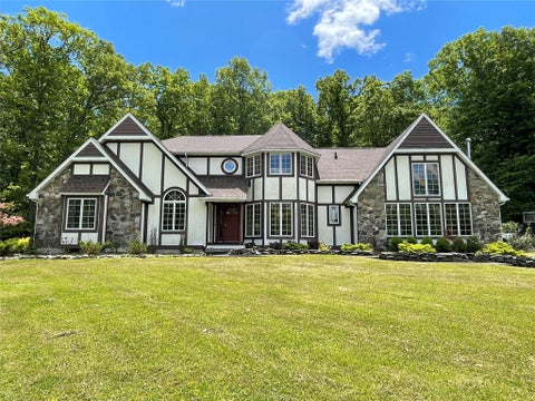 Homes For Sale - 71 Saddleback Ridge Road<br/> Wallkill, NY 12589