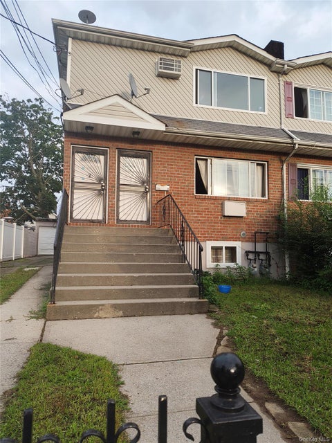 Multifamily For Rent - 12819 146th Street #2ND FLR<br/> Queens County, Jamaica, NY 11436