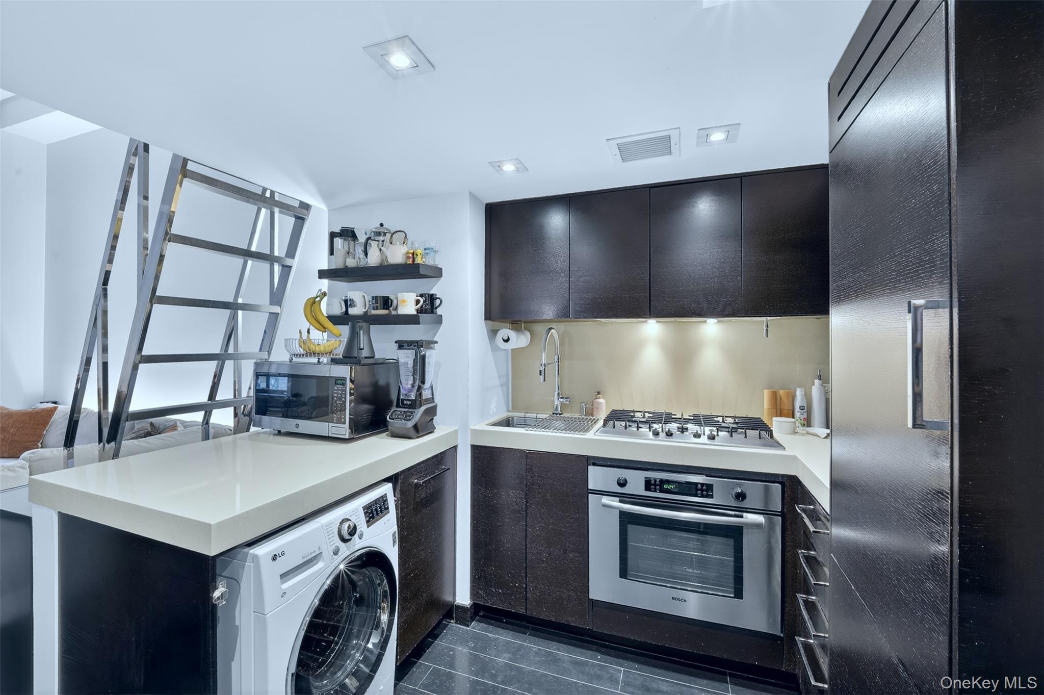 254 Park Avenue S 10NO