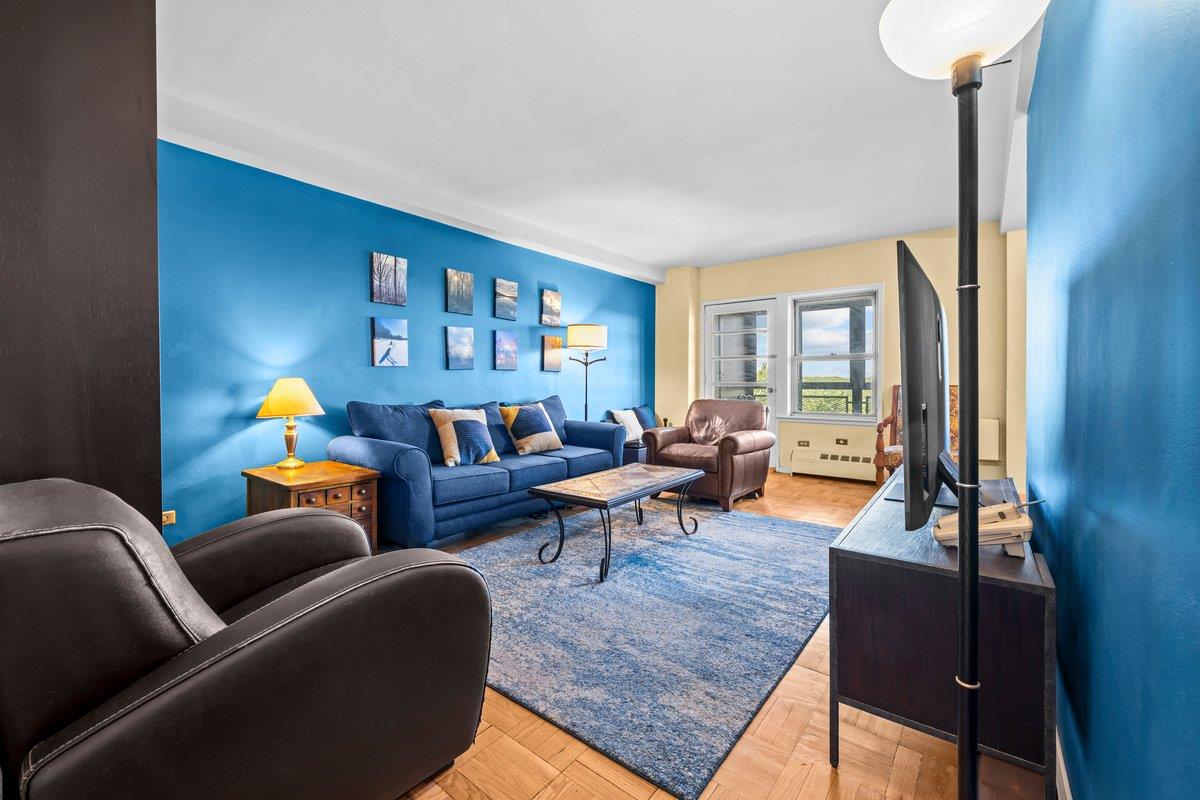 Fieldston Road 7Ee, Bronx, New York - 3 Bedrooms  
2 Bathrooms  
6 Rooms - 