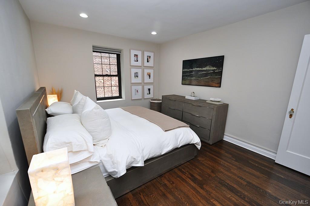 Scarsdale, New York 10583, United States, 1 Bedroom Bedrooms, ,1 BathroomBathrooms,Residential,Active,177811