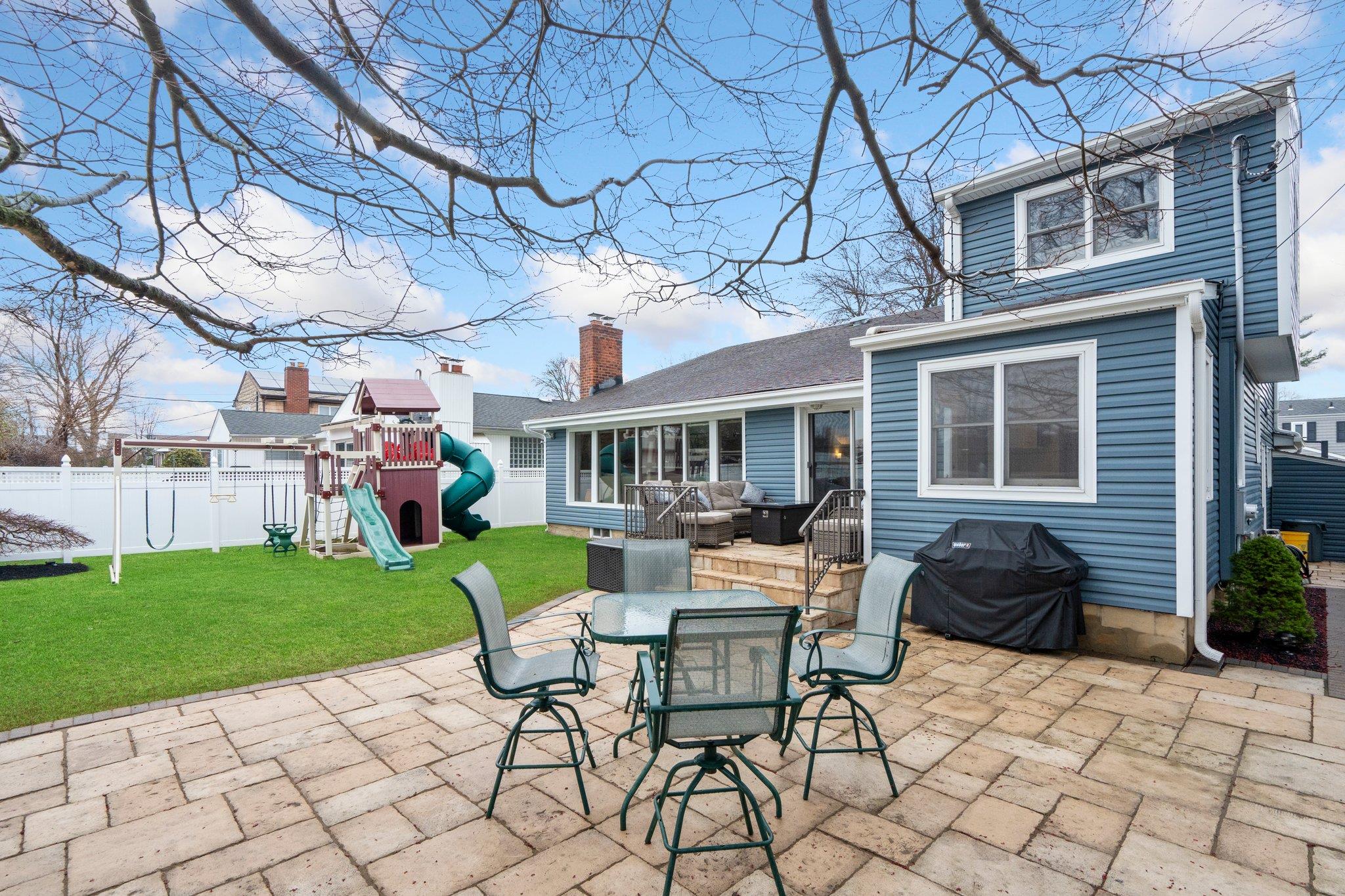 4 Nora Lane, Plainview, New York image 45