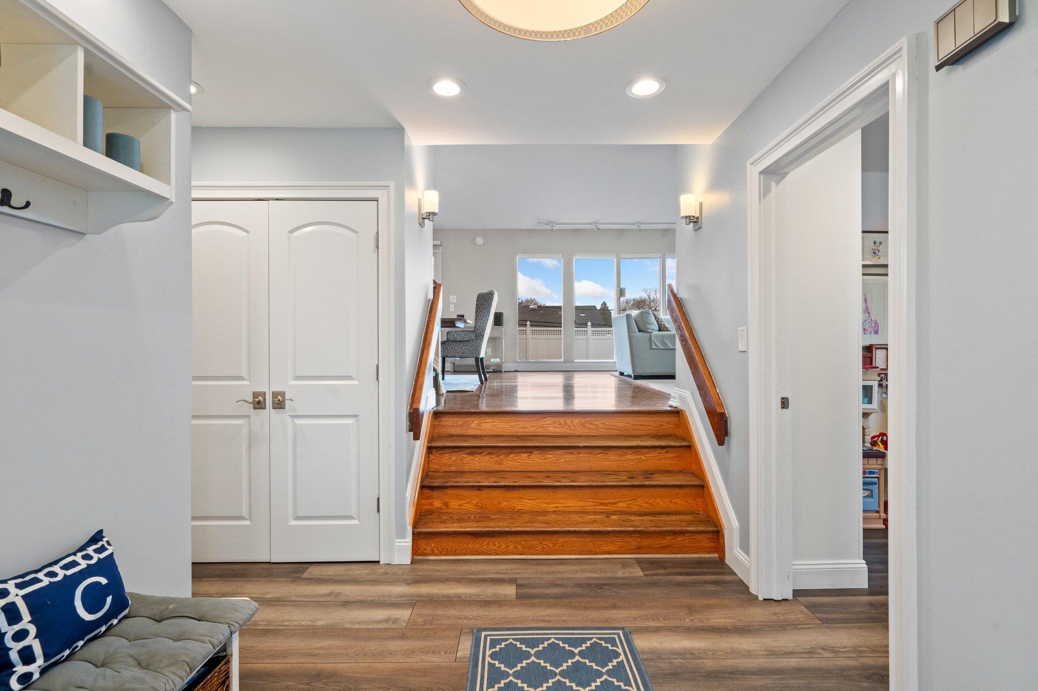 4 Nora Lane, Plainview, New York image 5