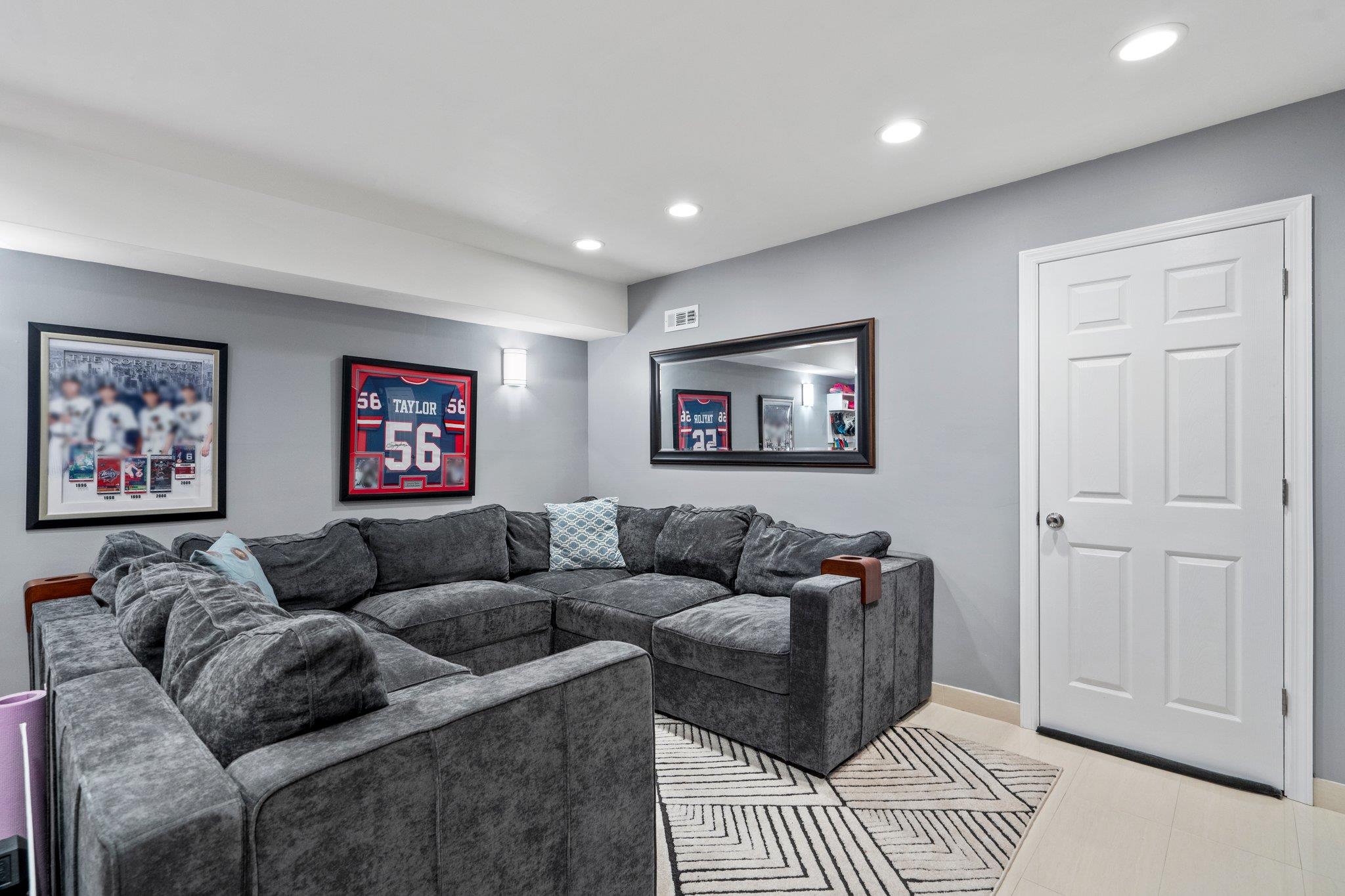 4 Nora Lane, Plainview, New York image 35