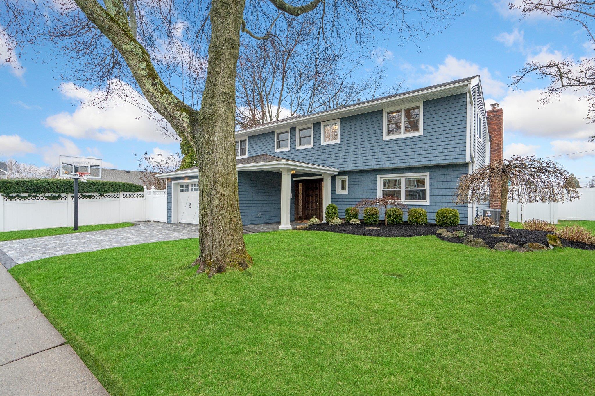 4 Nora Lane, Plainview, New York image 48